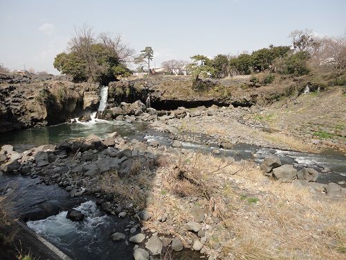 静岡県東部観光スポット・名所の長泉町＜鮎壺の滝＞