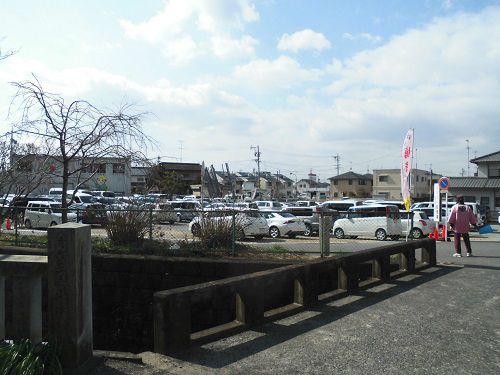 龍尾神社の駐車場