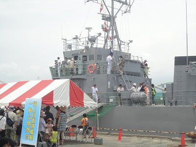 田子の浦ポートフェスタの自衛隊の艦艇