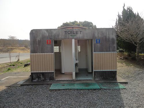 大渕公園の園内トイレ