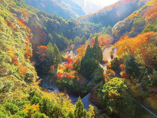 静岡県観光名所・絶景スポットの須津川渓谷（富士市）