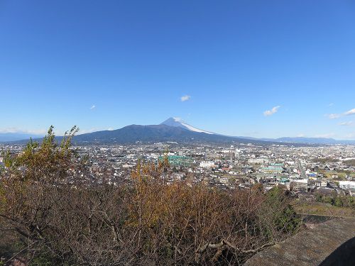 本城山公園【清水町】：富士山